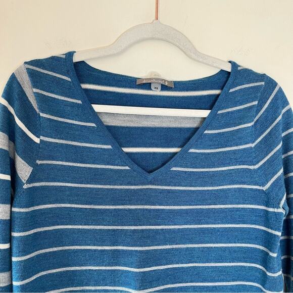 Smartwool Merino Wool Blend V-Neck Split Stripe Relaxed Sweater Blue White - Picture 4 of 8